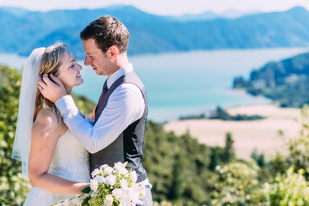 {Destination wedding} New Zealand Beach Wedding // Mel + James