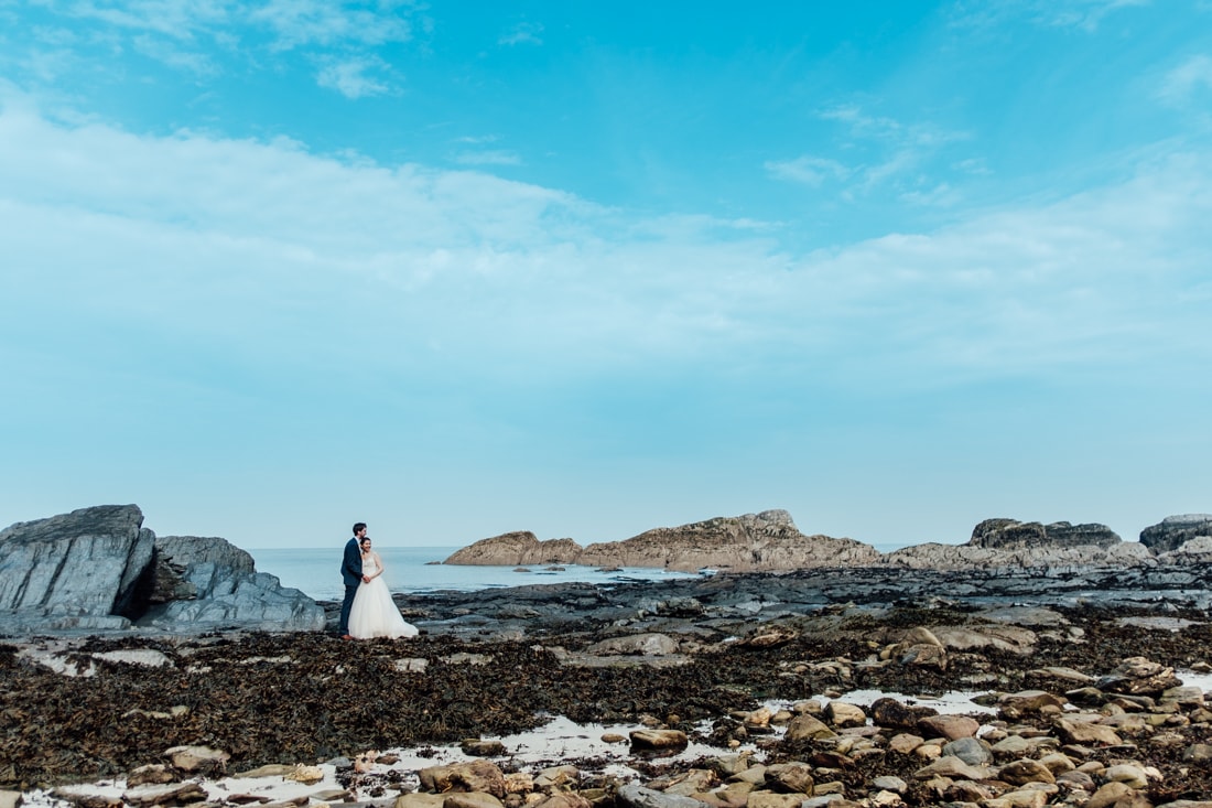 tunnels-beaches-wedding-devon-28 tunnels beaches wedding devon tunnels beaches wedding devon pool sea portrait