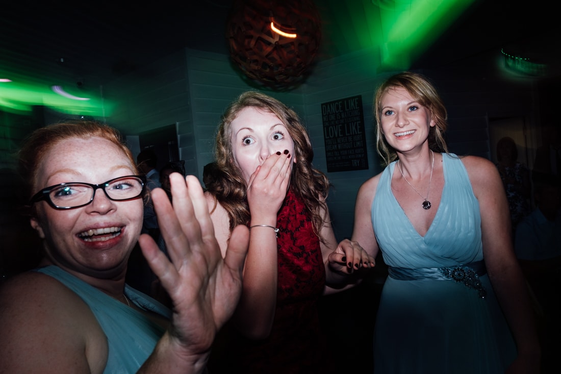 tunnels-beaches-wedding-devon-64 tunnels beaches wedding devon dancing