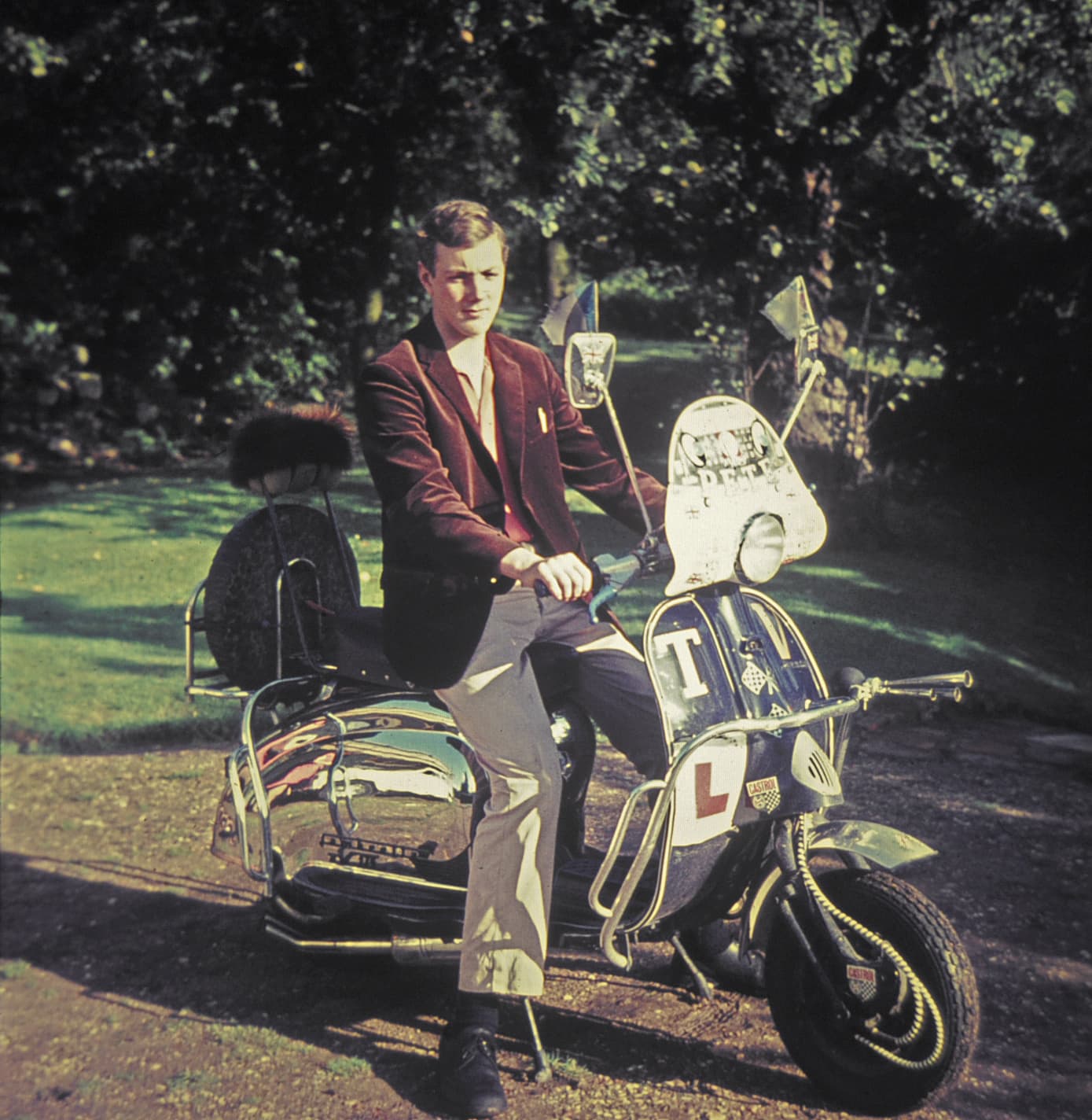 peter-age-16-on-lambretta