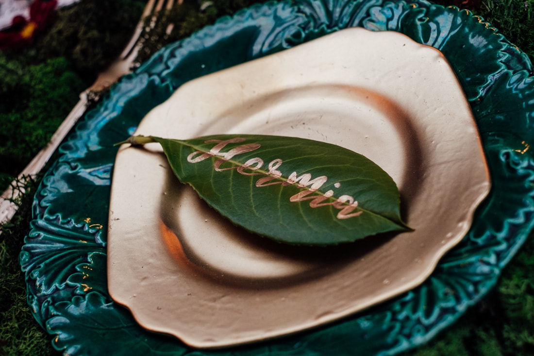 leaf place name setting for a wedding
