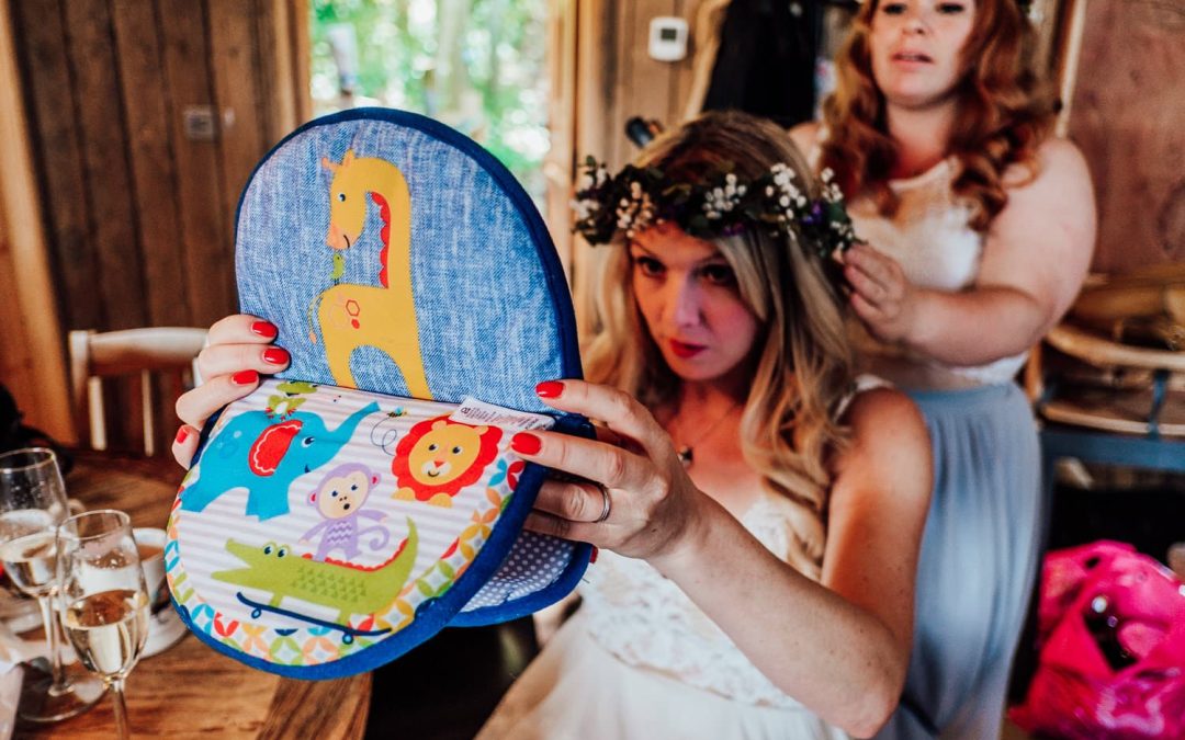 Secrets to looking amazing in your wedding photos